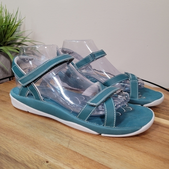 NWOT Clarks Women's Tresca Trace Ankle Strap Outdoor Sandal Teal 8.5 - Picture 4 of 16